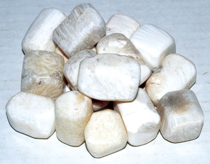 1 lb Scolecite tumbled stones - Click Image to Close