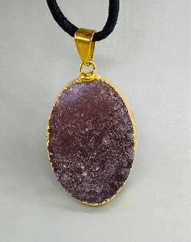 Amethyst Oval gold plated pendant - Click Image to Close